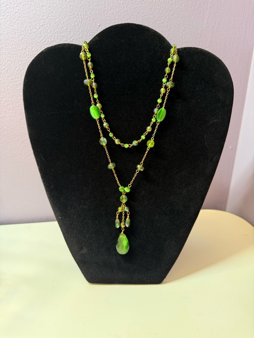 Vintage Green Beaded Drop Necklace fluoresces under UV light- Women's Jewelry